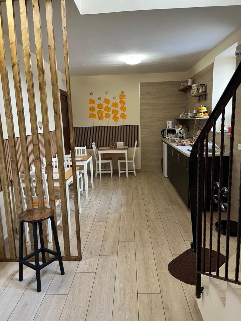 Dimora Normanna Bed and Breakfast Aversa Exteriör bild