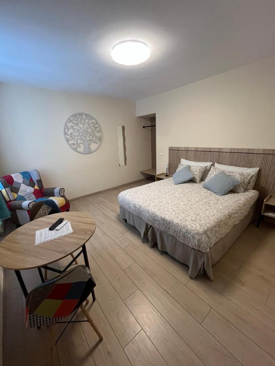 Dimora Normanna Bed and Breakfast Aversa Exteriör bild